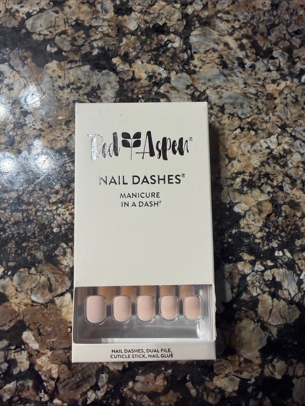 Red Aspen Nail Dashes Press-On Nails — Light Nude Pink